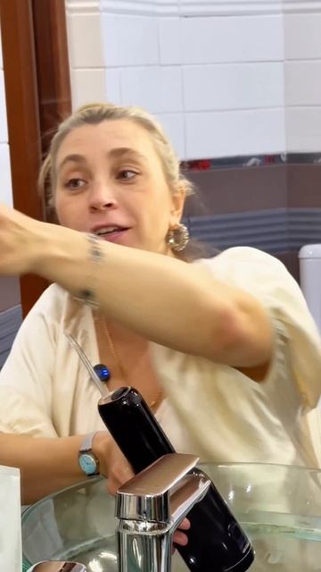 Что выбираешь ты?!?
Сохрани и подпишись, чтобы не потерять 🙌
@revyline_rus- номер лучшие в гигиене🫶