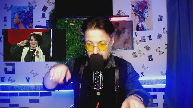 Бабкину наградили, смеялись всем подъездом. Дибров больше не покажет свой хобот. Сосед приговорил