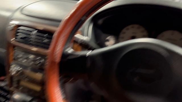 Terrano regulus 2000