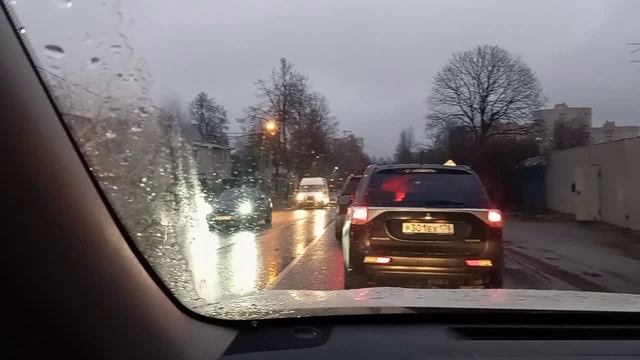 нервы с утра испортили,но еду на работу