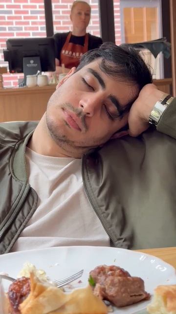 После еды всегда сплю😂