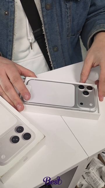 ✨ Распаковка iPhone 17 Pro в цвете Silver от нашего покупателя ✨