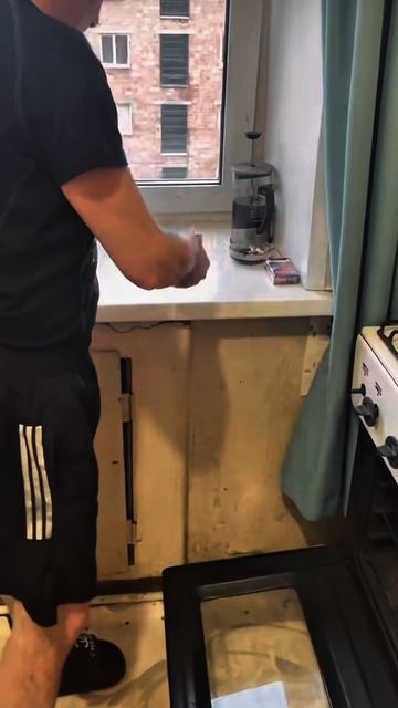 ПОЧЕМУ ИРИШКА ЧИКИ ПИКИ ВСЁ ВРЕМЯ ВОРЧИТ?! КАК БЕЗУМНЫЙ ПАША ЭТО ВСЁ ТЕРПИТ!