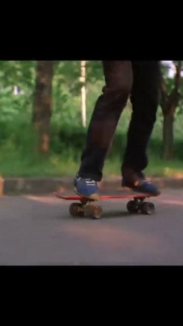 От физкультуры освободили. Курьер ( драма, реж. Карен Шахназаров, 1986 г.)