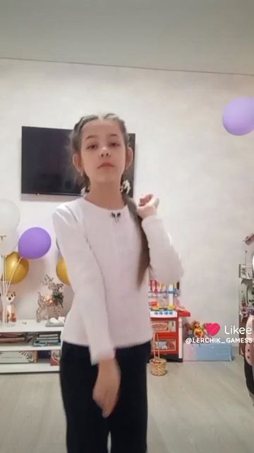 Танцульки перед школой от LERCHIk_GAMESS💗🤗