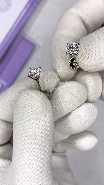 Сертги-пусеты с бриллиантами 1,01и 1,0ct арт: С10310