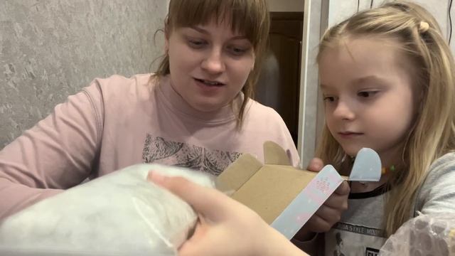 Распаковка подарков от подписчика канала 🥰