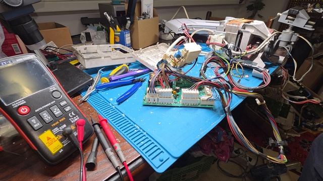 Стиралка Indesit не крутила двигатель выдавала ошибку F01