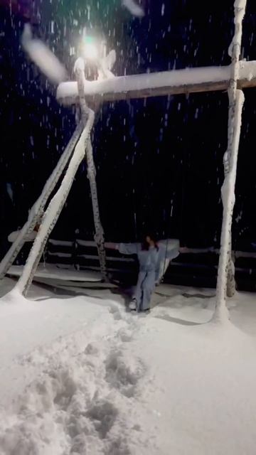 Снег кружится ❄️
#снегкружится #cover #moodvideo #песнидлядуши #ностальгия