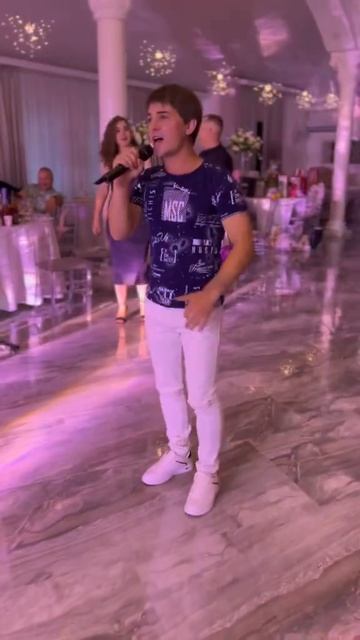 Невероятный Голос Как У Юры Шатунова Такой Же Взгляд Как И У Юры Доброта В Глазах Его Ион Ионицэ