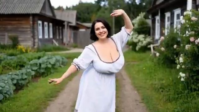 МИМО ФЕРМЫ ИДУ ДЫНЬКАМИ КОЛЫШУ