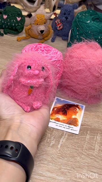 Соединила две нити и вот чудо #вязание #crochet #amigurumi #пухнорки #велюр #чудо #зайчик