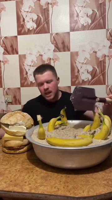 Сколько нужно есть , чтобы нарастить много мышц?