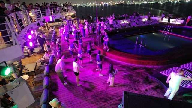 уходит из Дубая Celestyal Journey