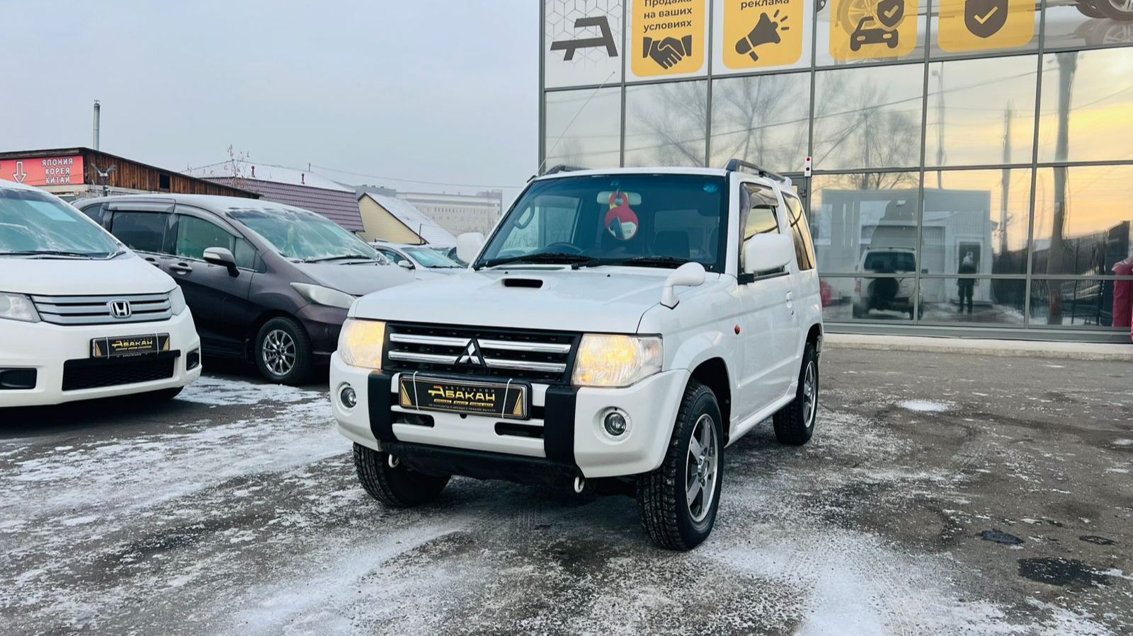 Mitsubishi Pajero Mini, 2011 год