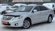 Toyota Camry 2011 год