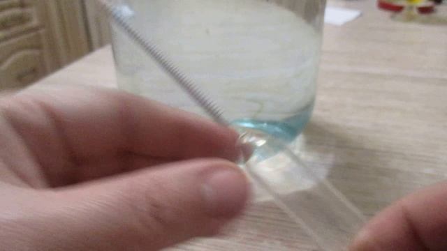 036_Разбавляем спирт водой.