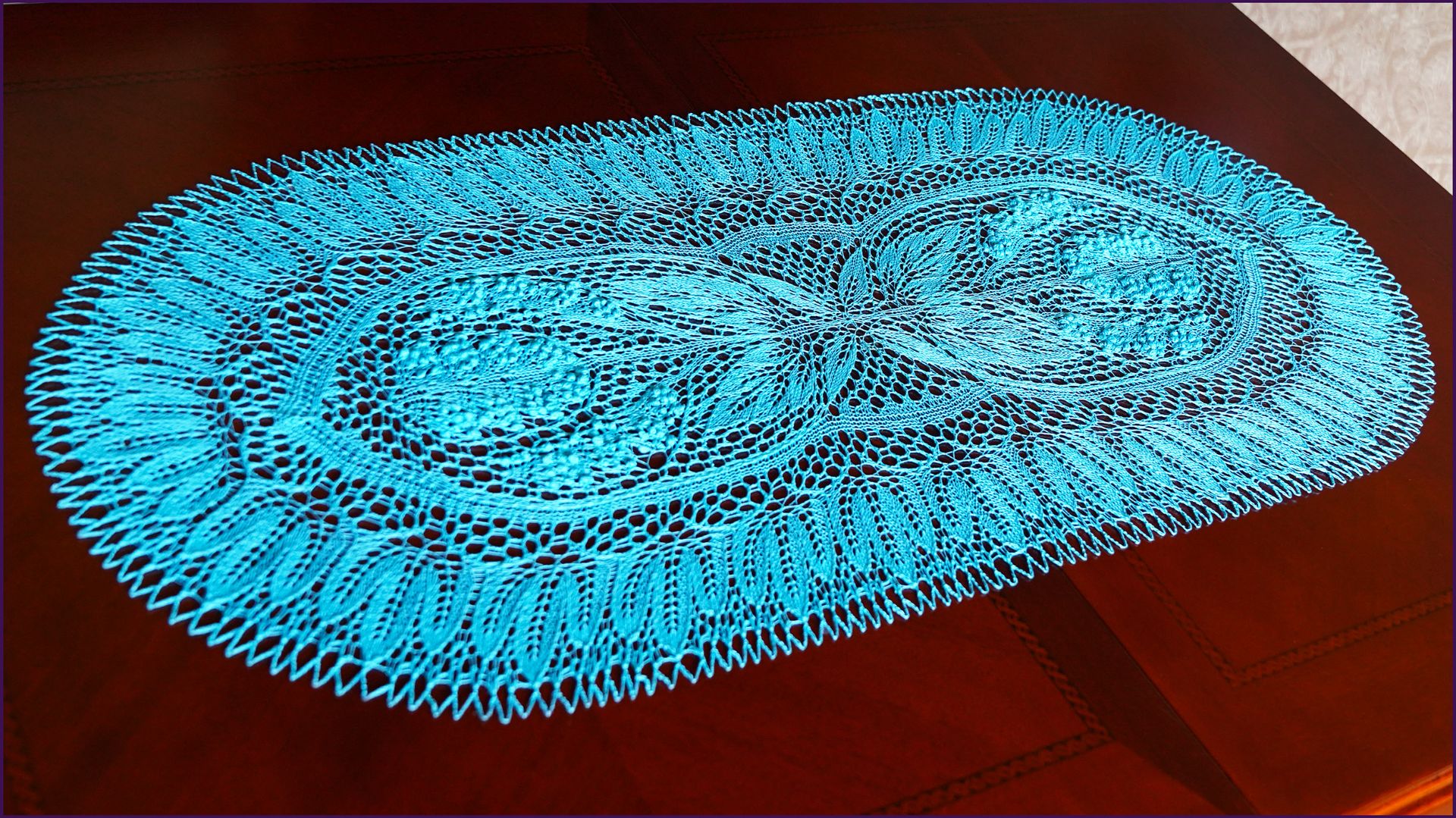 Салфетка овальная спицами. Уголок. Часть 6.