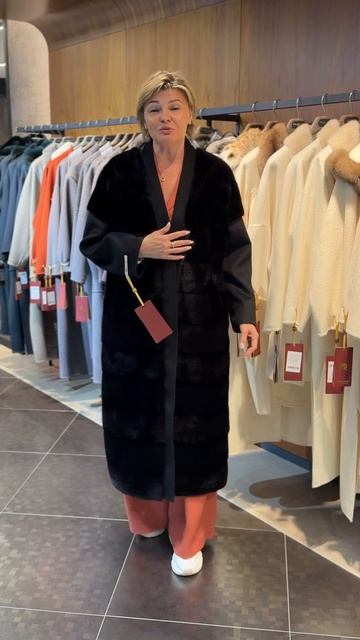 НОВАЯ КОЛЛЕКЦИЯ ПАЛЬТО ИЗ ПРЕМИАЛЬНОЙ ИТАЛЬЯНСКОЙ ТКАНИ LORO PİANA С ОТДЕЛКОЙ НОРКИ NAFA 239900р.