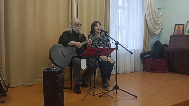 #572 "Ивушка зелёная" в исполнении Екатерины Пашковой. Аккомпанирует Сергей Коваленко