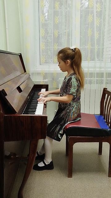 Н. Торопова - Цветок и бабочки, исполняет Тихонова Варвара