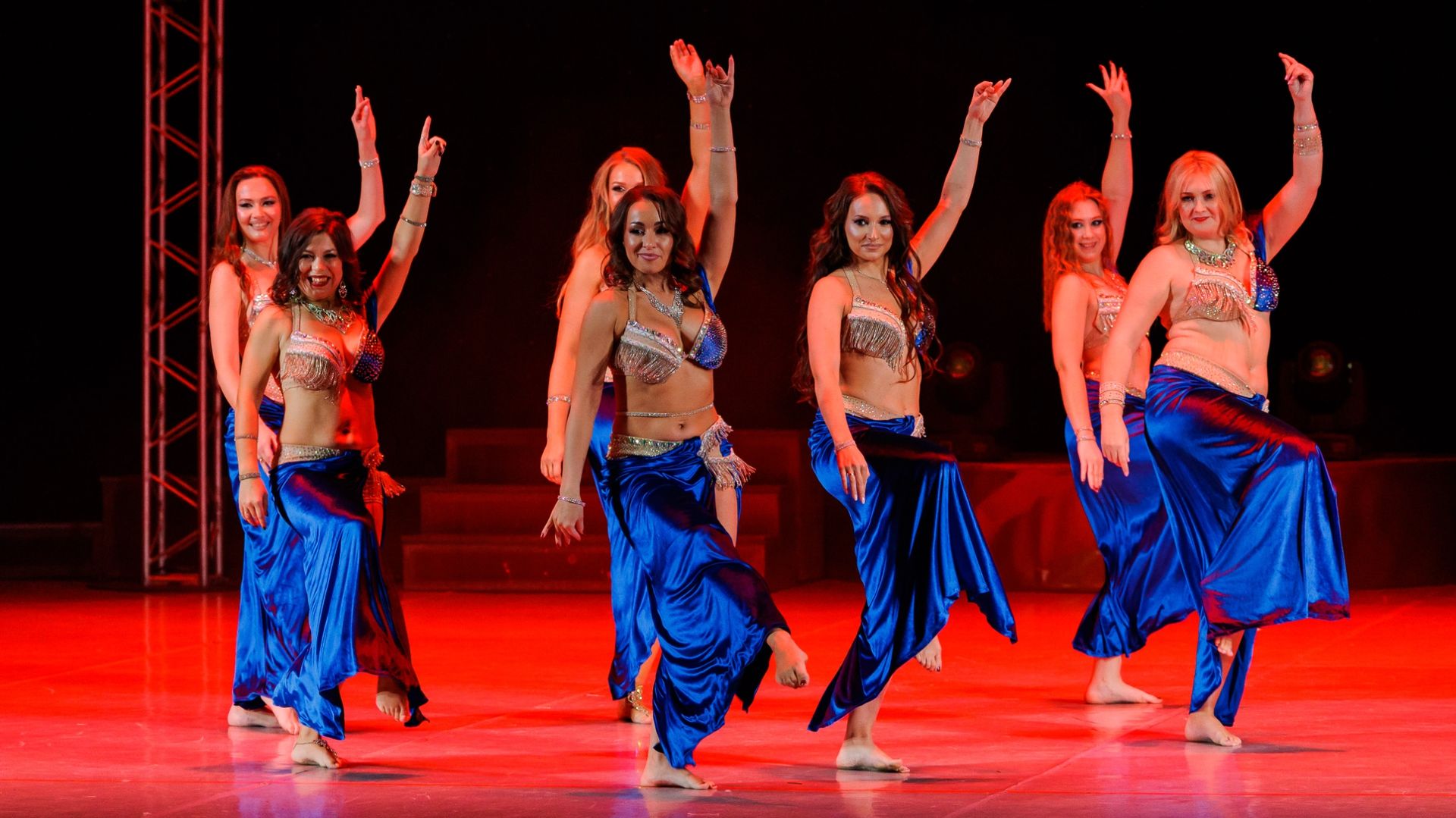 Восточный танец, хореография Юлии Гельвер (Тренер Виктория Лихачева)