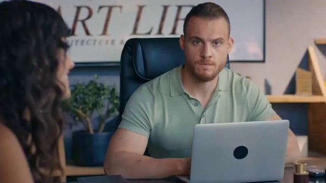 Постучись в мою дверь - опять за работой вместе в офисе)