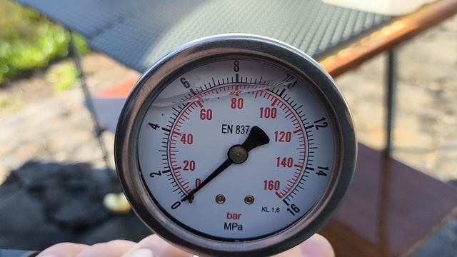 Замер давление струи, с манометром. Сетевая авто мойка на 2000Вт