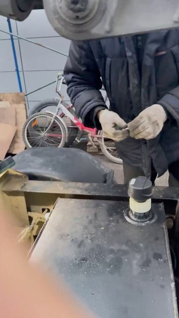 АГП ВИПО-12. Промыли гидросистему от эмульсии, заменили всасывающую магистраль и фильтр-сапун 🛠️👌