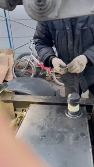 АГП ВИПО-12. Промыли гидросистему от эмульсии, заменили всасывающую магистраль и фильтр-сапун 🛠️👌