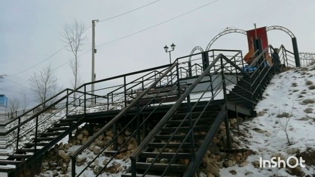 Царица-гора возле Камы во льду