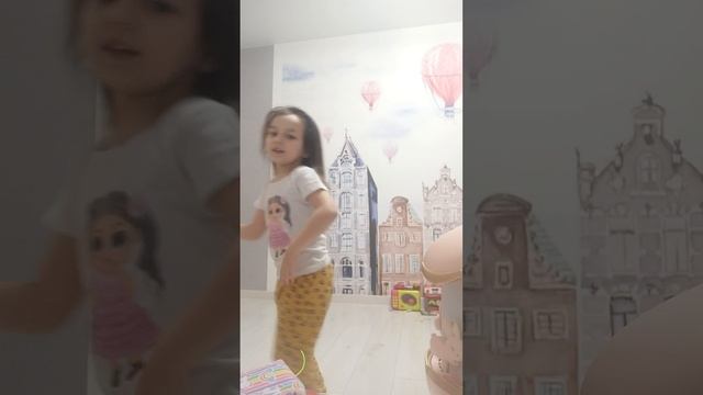 хор лягушек))