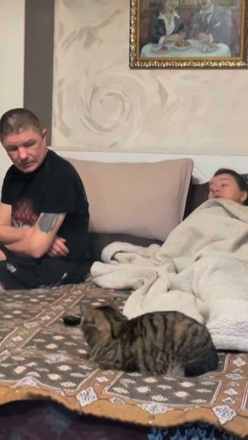 У ПАШИ СДАЛИ НЕРВЫ! КАК ОН ТЕРПИТ ИРИШКИ ЧИКИ ПИКИ?