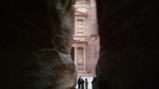 Ущелье Сик и сокровищница Эль-Хазне!