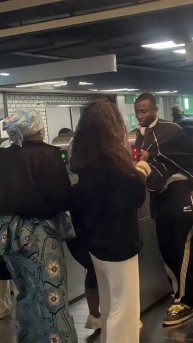 Мальчик в метро #метро