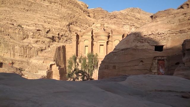 Монастырь Ад-Дейр!