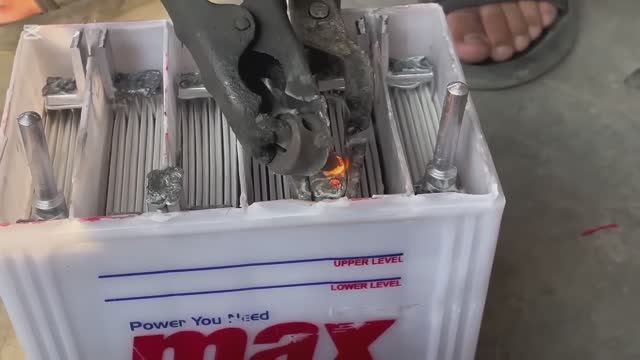 Аккамулятор. Был старый, стал как новый