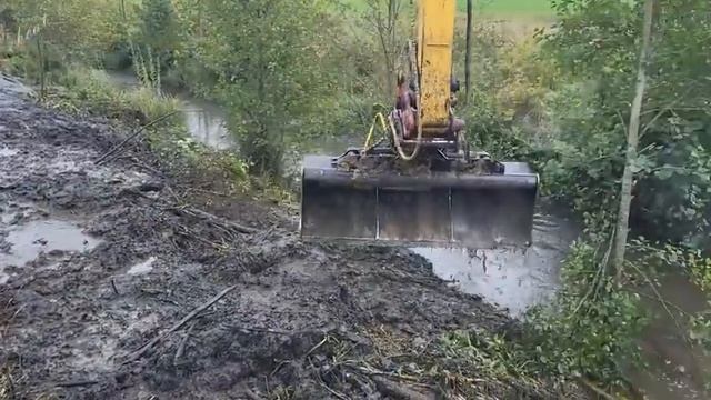 Освободил ручей не только от плотины