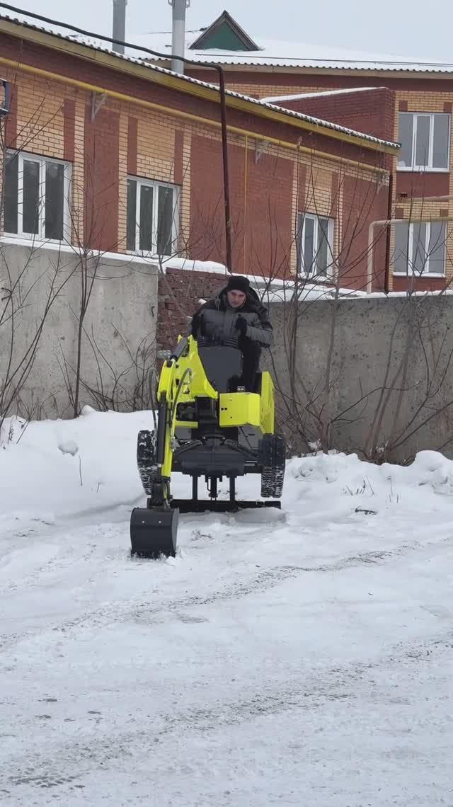 ТЕСТЫ НОВОГО ЭКСКАВАТОРА МАКСТЕМ, НОВИЧОК НА ЭКСКАВАТОРЕ, MAX200 ЭКСКАВАТОР #excavator #экскаватор