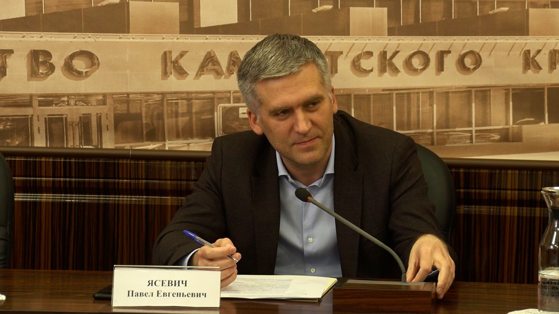 КАДРОВЫЕ ПЕРЕСТАНОВКИ