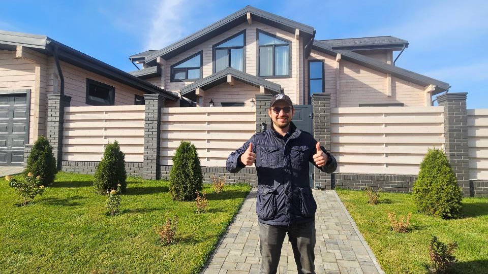 Дом из клееного бруса площадью 400 кв м