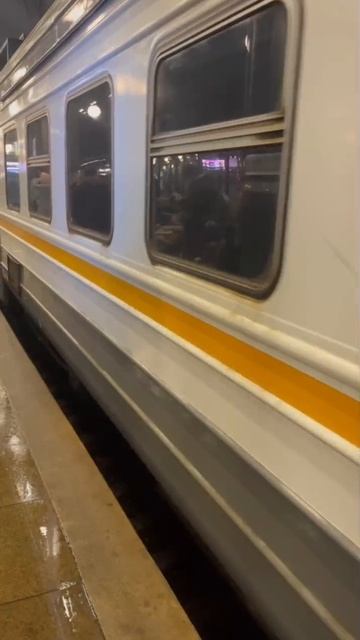 Электропоезд ЭД4М-0488 №6387 ПЕТУШКИ ПОКЛОННАЯ, НА СТАНЦИИ БЕЛОРРУСКАЯ