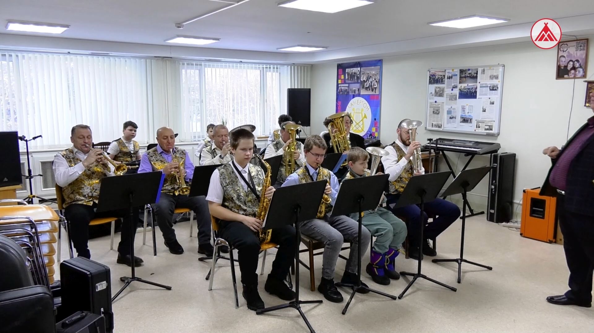30 лет в ритме города: духовой оркестр «Камертон» провёл мастер-класс в Когалыме