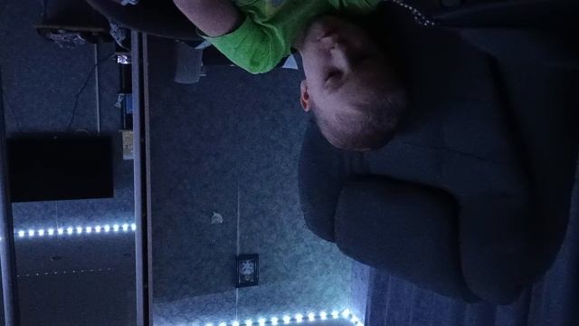 ножи выпали все я крутой