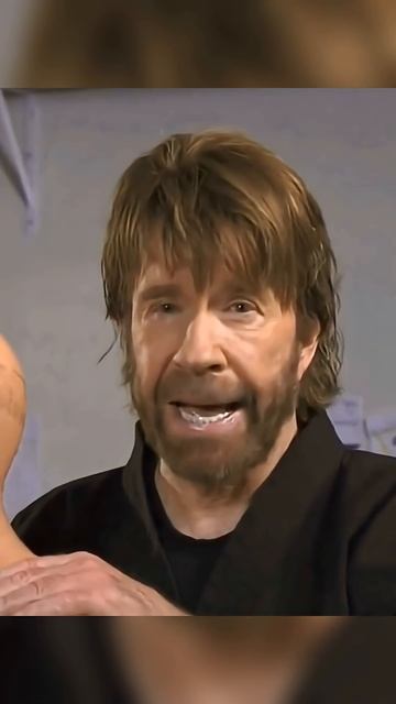 ‼️ЧАК_НОРРИС_РАЗНЁС‼️_ЖУРНАЛИСТОВ_ЗА_ПУТИНА‼️_🤯