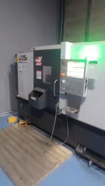 Обрабатывающий центр HAAS UMC-750