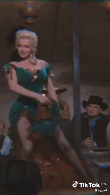 126ed7f85aa0bbaea9c87d1d9fea4c7e_1765478690014.mp4