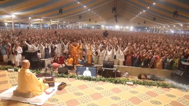 Экстатическое воспевание Маха-мантры | Картик Ятра 2025