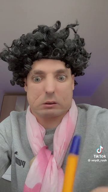 сочинение на тему "что я делаю когда прихожу со школы?"