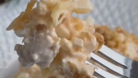 Нежный и вкусный САЛАТ к Новому году...🥗🎄😋